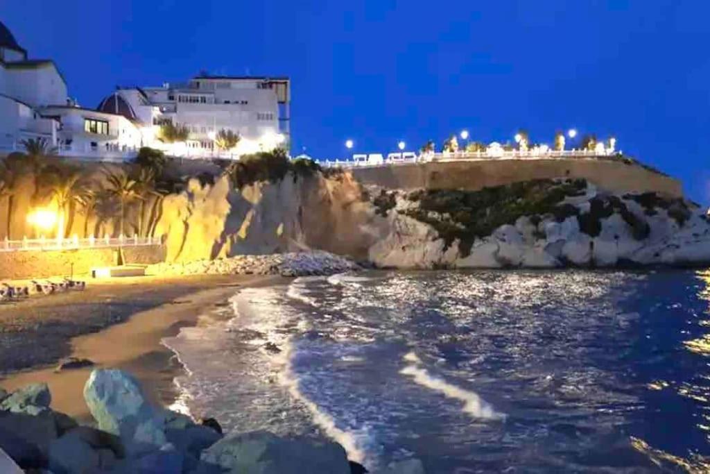 Apartamento Piso 21 Unico A Pie De Playa En Esquina Benidorm Exterior foto